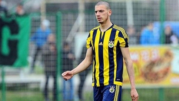 Fenerbahçe'den Merih Demiral, Sporting Lisbon'a transfer oldu