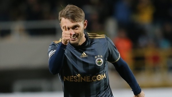 Fenerbahçe'nin yeni transferi Karavaev yine boş geçmedi