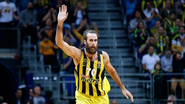 Fenerbahçe'nin yıldız oyuncusundan terör açıklaması