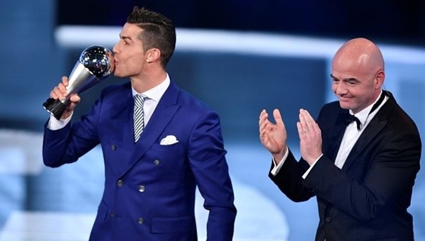 FIFA, 2016 yılının en iyileri ödülleri sahiplerini buldu