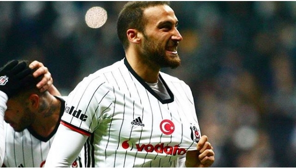 FutbolArena Maçın Adamı: Cenk Tosun