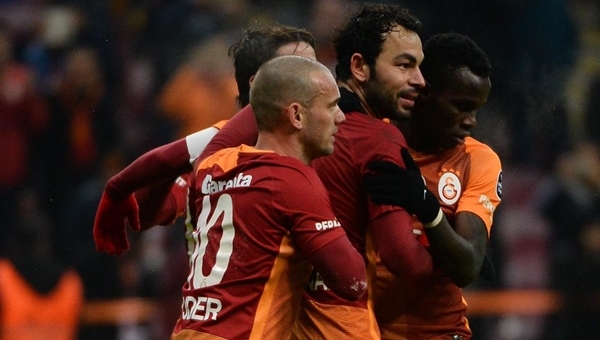 Galatasaray şampiyon olduğu sezondan sonra ilk kez