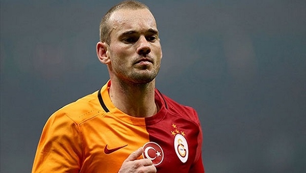 Galatasaray'da Sneijder şoku!