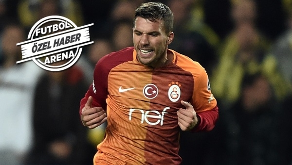 Galatasaray'dan Podolski Vissel Kobe transfer iddialarına yanıt 