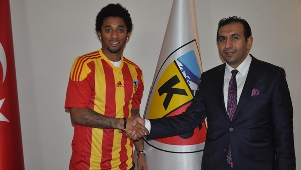 Kayserispor Ryan Mendes transferini açıkladı