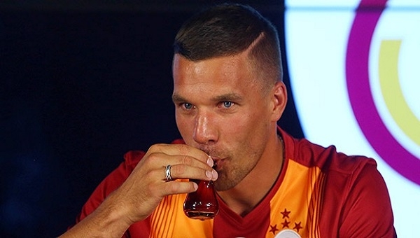 Podolski'den Fenerbahçe'ye Kayseri göndermesi