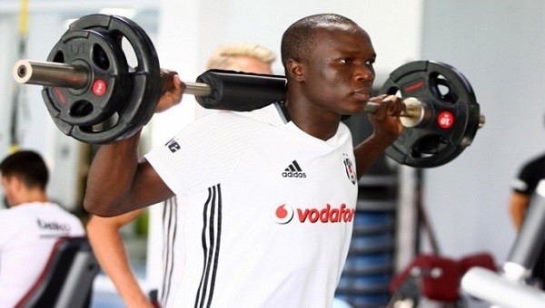 Porto Aboubakar'ı yolladı, 23 yıl sonra en kötü grafiği yakaladı