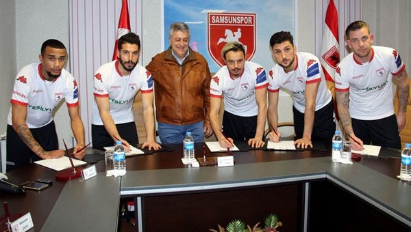 Samsunspor'da imza şov