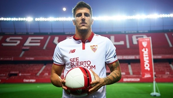 Sevilla yeni forvetini Inter'den aldı