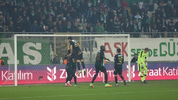 Vaz Te, Bursaspor'u dağıttı: 1-4