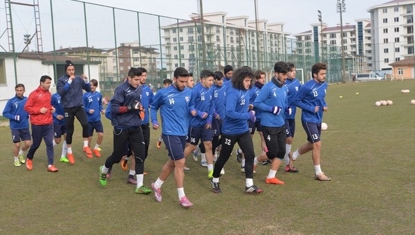  Yarım asırlık kulüp amatörün eşiğinde