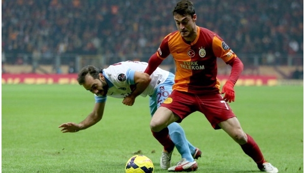 Albert Riera, Galatasaray'a göz kırptı 