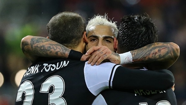 Beşiktaş'ta gecenin yıldızı Quaresma'dan açıklama