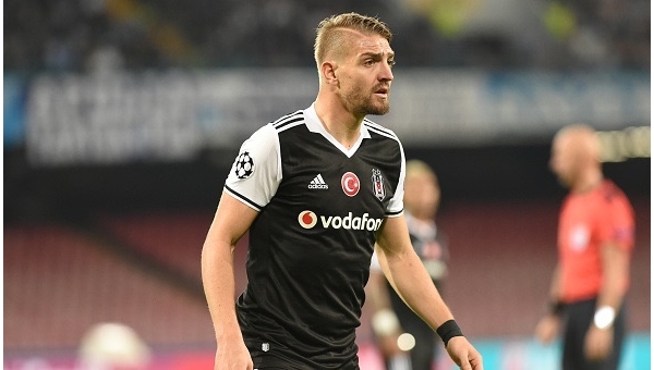 Beşiktaş, Caner Erkin'in bonservisini alıyor