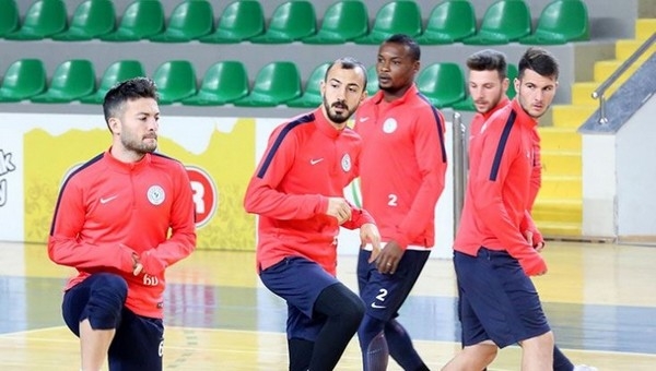 Çaykur Rizespor, İstanbul'a sığındı