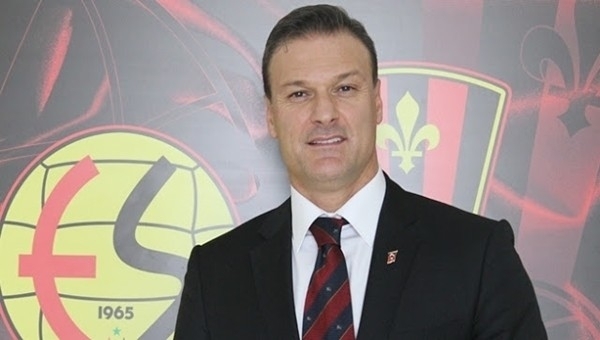 Eskişehirspor'dan Alpay Özalan için resmi açıklama