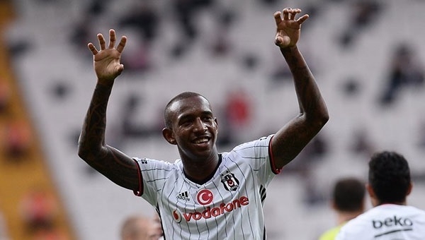 Fenerbahçe derbisinde yıkım görevi Talisca'nın