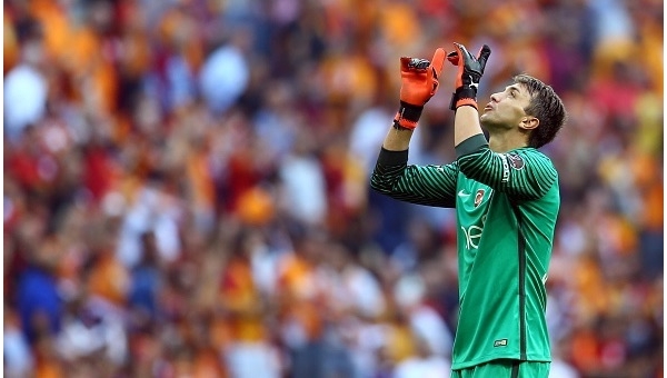 Galatasaray, Muslera için 100 milyon TL istiyor