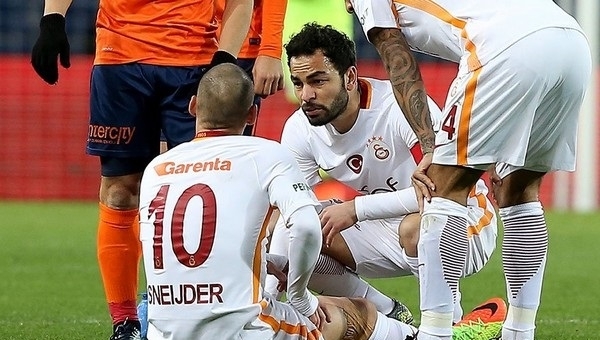 Sneijder, Selçuk İnan ve Carole'un sakatlıkları hakkında son dakika gelişmesi - Galatasaray Kayserispor maçı...