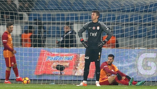 Galatasaray'ın kafa golü kabusu sürüyor