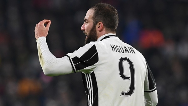 Juventus farkı açıyor: 0-2