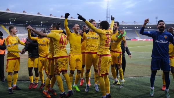 Kayserispor çeyrek finale yükseldi 