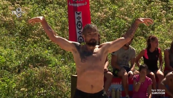 Survivor 2017 İlhan Mansız şov! Beşiktaş'a Kartal mesajı verdi