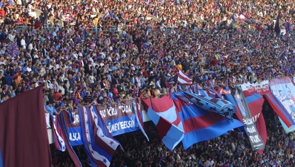 Trabzonspor taraftarları biletlere hucum ediyor