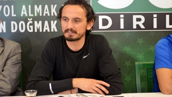 Tuncay Şanlı'dan Sakaryaspor yönetimine olay gönderme