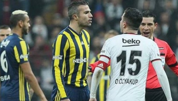 Van Persie'den ceza isyanı! 