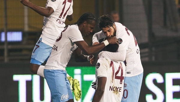 Akhisar maçında 2 gol atan N'Doye'dan uzun süre sonra ilk