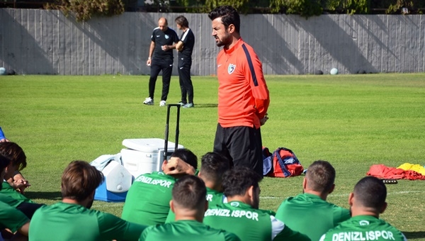 Ali Tandoğan'ın Play-Off hayali sürüyor - Denizlispor Haberleri