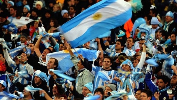 Arjantin'de futbolcular greve başladı