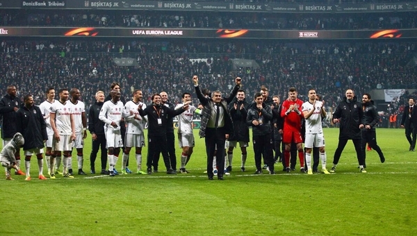 Avrupa'ya Vodafone Arena'dan çıkış yok