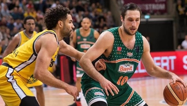 Banvit, FIBA Şampiyonlar Ligi'nde Final Four'a yükseldi