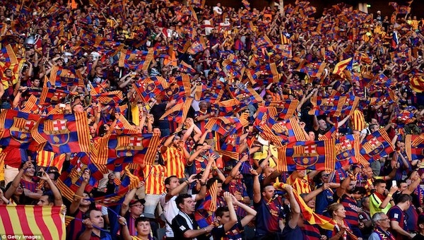 Barcelona taraftarı inanıyor!