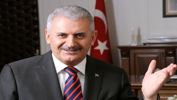 Binali Yıldırım: ''Galatasaray camiası yıllarca yüzümüzü ağartmış bir kulüptür''