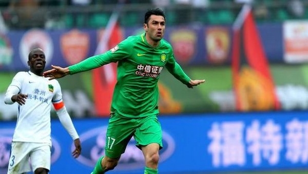 Burak Yılmaz'ın Guizhou Zhicheng maçında attığı gol - İZLE