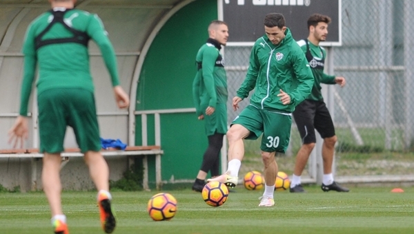 Bursaspor'da Bogdan Stancu'nun sakatlığında son durum