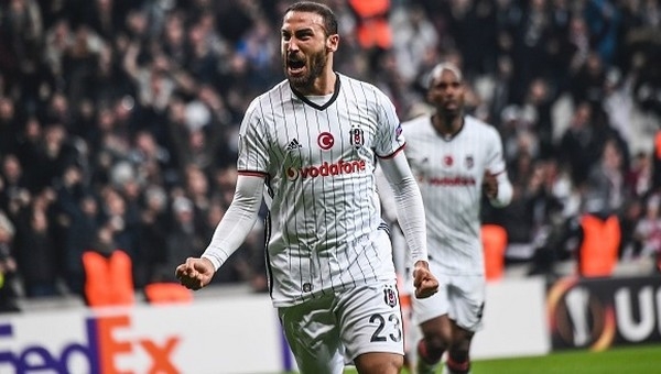 Cenk Tosun'a astronomik transfer teklifi