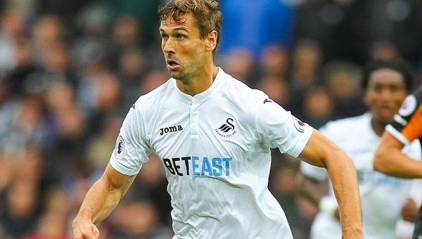 Chelsea ve Manchester City'nin Fernando Llorente yarışı