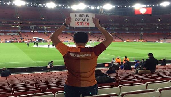 Dursun Özbek, Arsenal - Bayern Munih maçında istifaya davet edildi!
