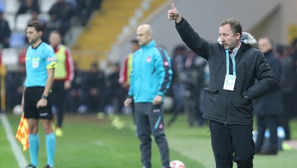 Fenerbahçe'den Sergen Yalçın mucizesine darbe