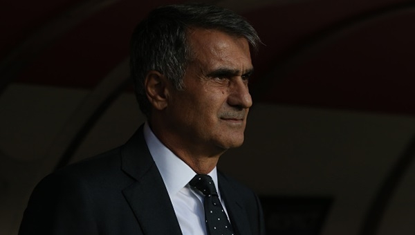 Şenol Güneş Olympiakos maçında Babel'e güveniyor