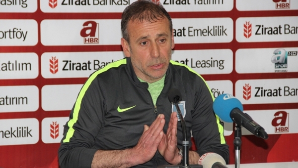 Akhisar Belediyespor maç sonu Abdullah Avcı'dan hakemlere tepki - Medipol Başakşehir Haberleri