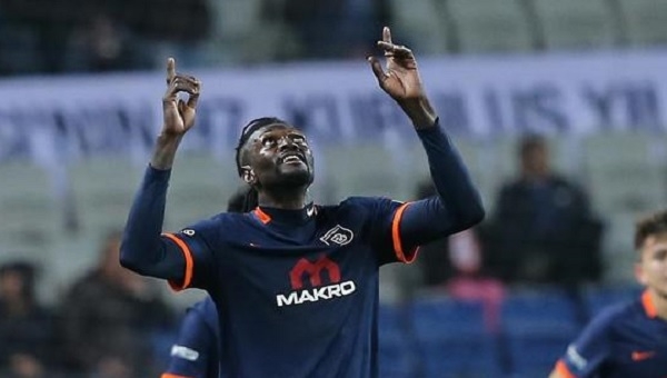 Adebayor'dan Fenerbahçe'ye: 