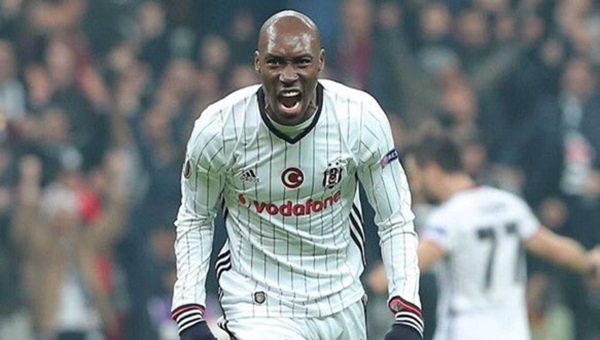 Atiba Hutchinson, Trabzonspor - Beşiktaş maçına damga vurdu