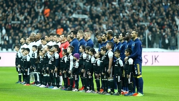 Beşiktaş, Fenerbahçe önünde tur atabilir