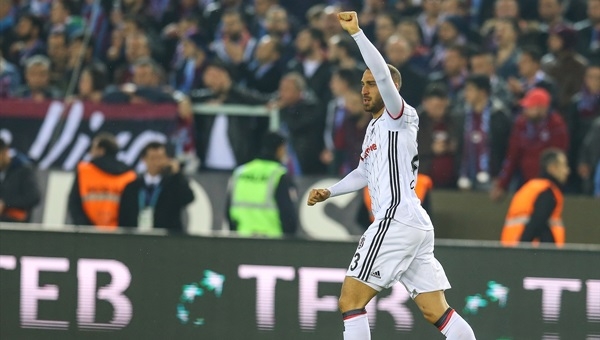 Beşiktaş'ta Cenk Tosun üzüntüsü! Cezalı...