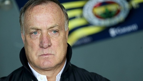 Dick Advocaat'tan oyunculara şok eleştiri